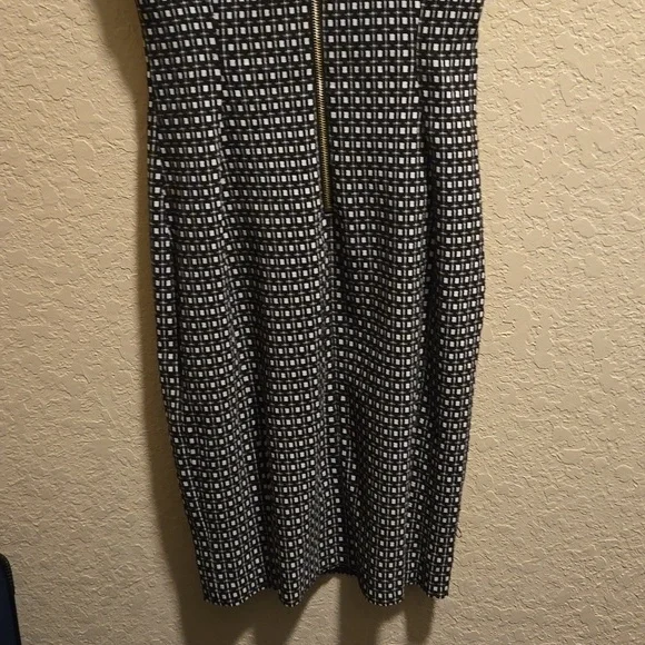 Calvin Klein Dress Black and White Print Dress Size 2 - Picture 6 of 8